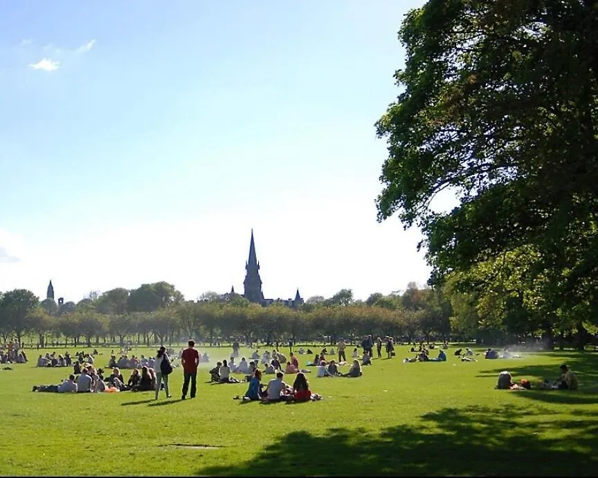 Elegant 2Br Apartment In Prestigious Quartermile Edinburgh